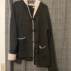 Cabelas brand Sherpa hooded sweater